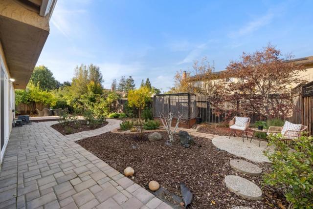 6915 Dartmoor Way, San Jose CA: https://media.crmls.org/mediaz/06821cba-0fd4-4c7a-ac35-548669fa4375.jpg