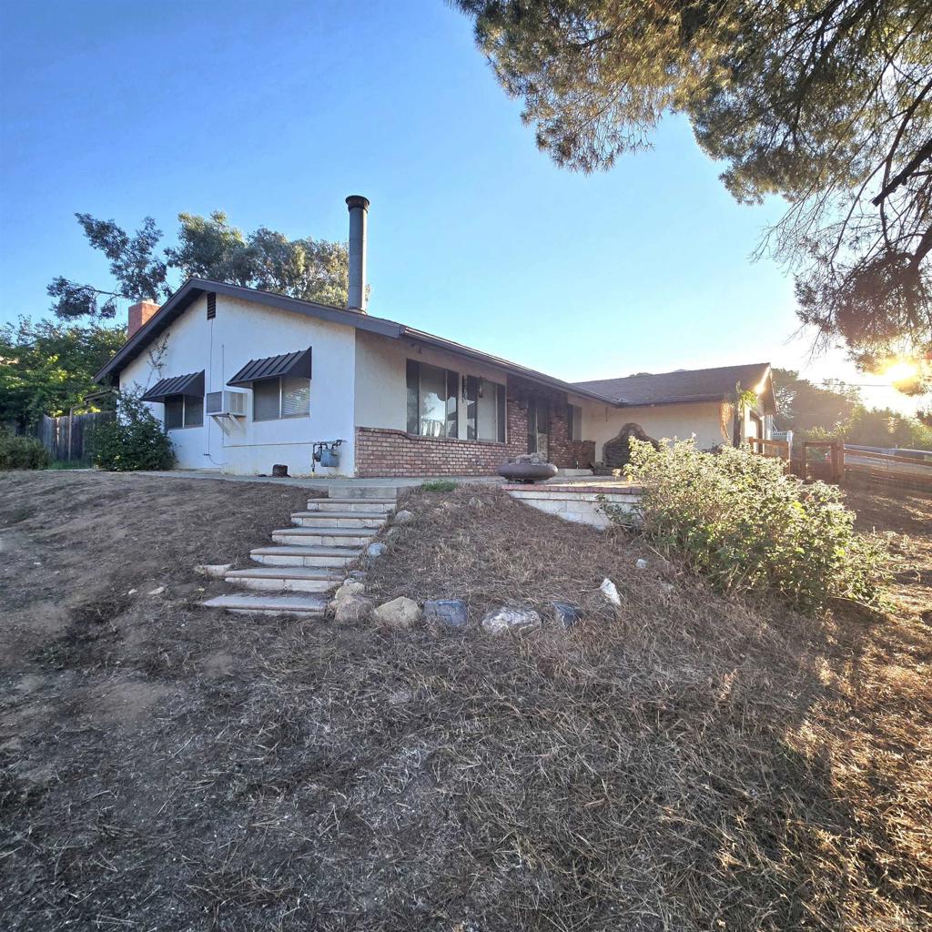 323 Lila Lane
