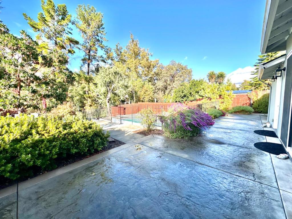 06849D8B 9978 49Af 9D58 6Bbde17A979E 18511 Montpere Way, Saratoga, Ca 95070 &Lt;Span Style='BackgroundColor:transparent;Padding:0Px;'&Gt; &Lt;Small&Gt; &Lt;I&Gt; &Lt;/I&Gt; &Lt;/Small&Gt;&Lt;/Span&Gt;