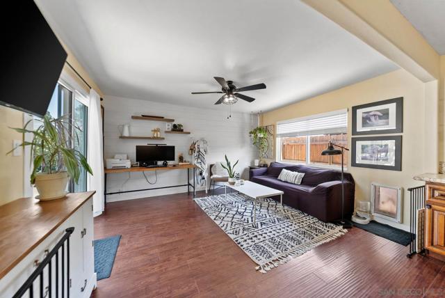 10263 Avenida Real, Lakeside CA: https://media.crmls.org/mediaz/0684c7c6-348b-40e1-95c3-11e4588d1cfd.jpg