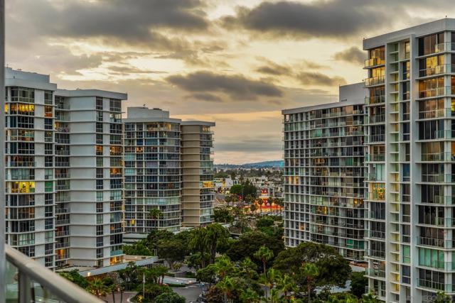1830 Avenida Del Mundo, Coronado CA: https://media.crmls.org/mediaz/0684e951-5114-43f6-80b9-019f42990a9e.jpg