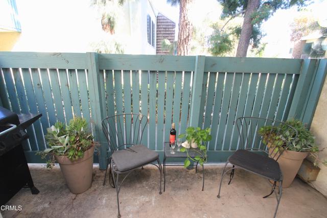 Detail Gallery Image 10 of 46 For 5700 Etiwanda Ave #123,  Tarzana,  CA 91356 - 3 Beds | 2 Baths