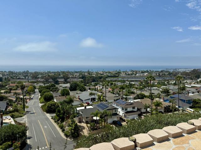 4103 Calle Bienvenido, San Clemente CA: https://media.crmls.org/mediaz/0687923f-3331-4308-9ecf-1845af00e192.jpg