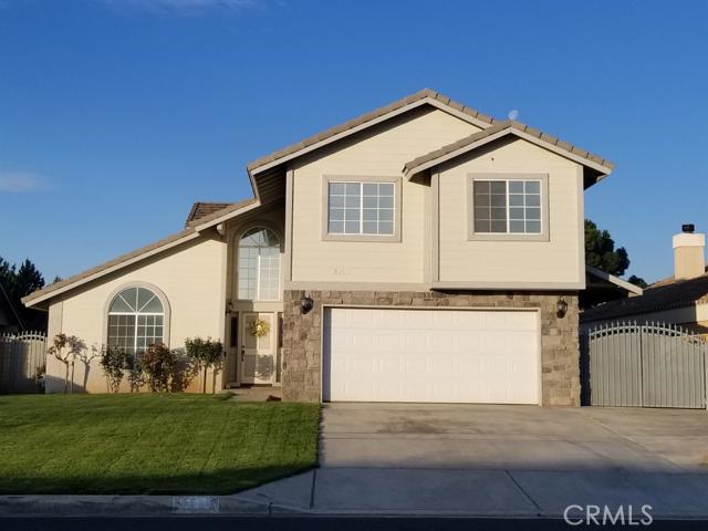 13598 Driftwood Dr, Victorville, CA 92395