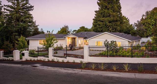 785 Pullman Road, Hillsborough CA: https://media.crmls.org/mediaz/068aabe5-a159-48af-bbb4-8af6b39e3ba6.jpg