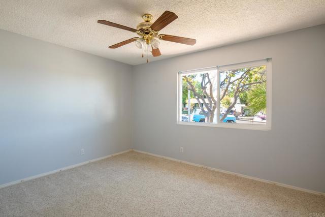 Detail Gallery Image 22 of 36 For 1860 Guilford Cir, Thousand Oaks,  CA 91360 - 3 Beds | 2/1 Baths