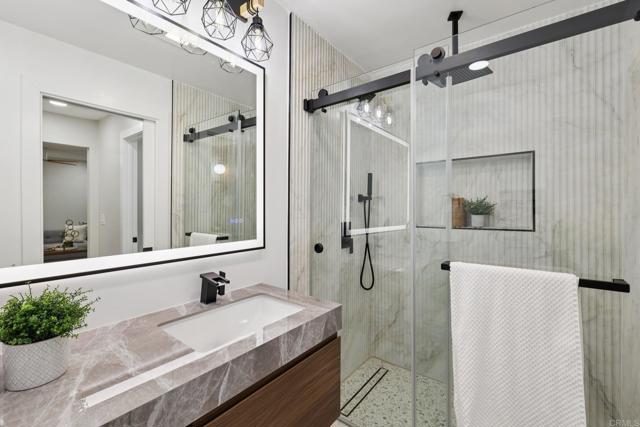 2600 Torrey Pines Road, La Jolla CA: https://media.crmls.org/mediaz/068c1538-b3fc-42d5-918c-93b211973347.jpg