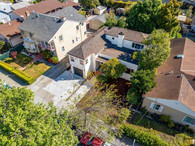 231 S Idaho Street, San Mateo CA: https://media.crmls.org/mediaz/068c26f8-a80e-4337-bf03-f9a31280dc5b.jpg