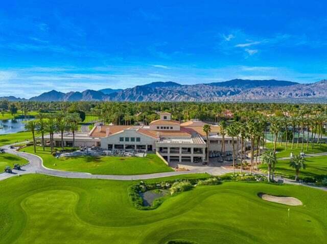 291 Vista Royale W Circle, Palm Desert CA: https://media.crmls.org/mediaz/068c9cc7-e4a8-4295-954e-1d78f5bbb410.jpg