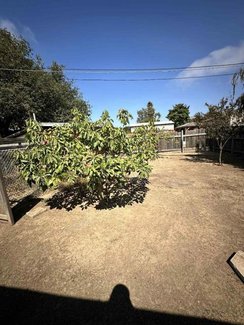 757 Middlefield Road, Salinas CA: https://media.crmls.org/mediaz/068cdef4-f191-43f5-ab28-3c1a37a5fd3b.jpg