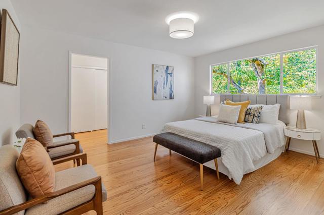 6827 Ridgewood Drive, Oakland CA: https://media.crmls.org/mediaz/068d77fe-f32a-4243-85f2-1523d4234c5c.jpg