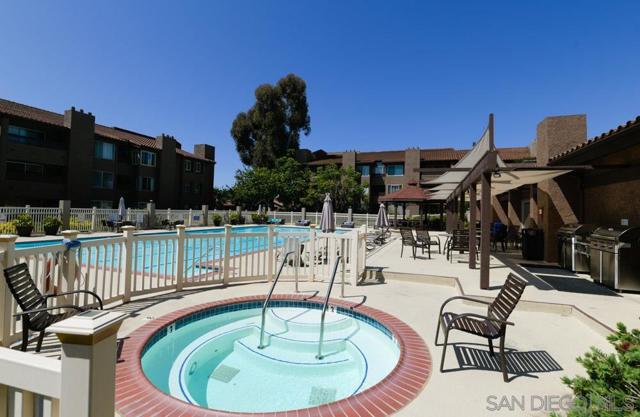 10400 Caminito Cuervo, San Diego CA: https://media.crmls.org/mediaz/068de028-db36-483f-8e5a-0b7c09dc4d98.jpg