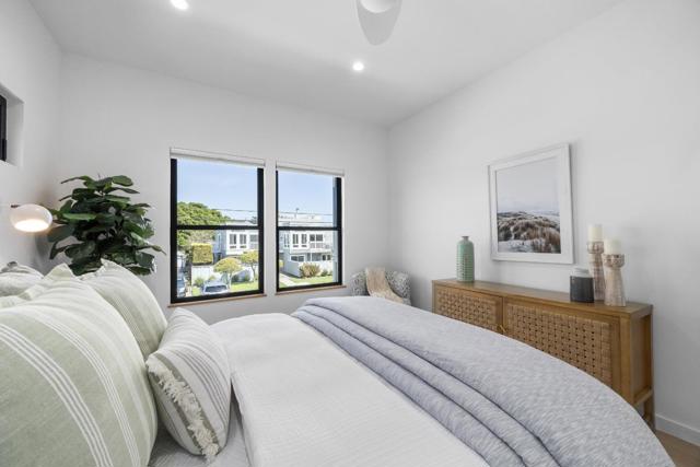 461 6th Avenue, Santa Cruz CA: https://media.crmls.org/mediaz/068f3c96-482f-47e3-be60-e73fbfddb2f8.jpg