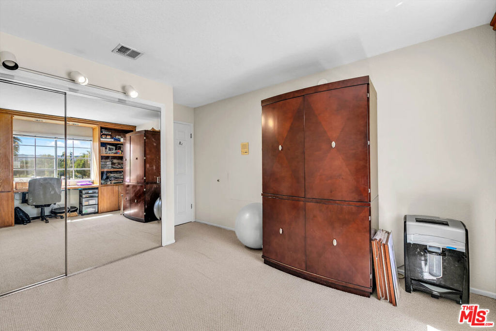 068F99Bc Ac87 4535 87F7 7F8Fd1D23635 6347 Wynne Avenue, Tarzana, Ca 91335 &Lt;Span Style='BackgroundColor:transparent;Padding:0Px;'&Gt; &Lt;Small&Gt; &Lt;I&Gt; &Lt;/I&Gt; &Lt;/Small&Gt;&Lt;/Span&Gt;