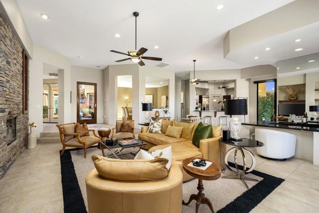 50240 Via Amante, La Quinta CA: https://media.crmls.org/mediaz/068ffca5-cba8-455d-84c4-76b93ca61a4b.jpg