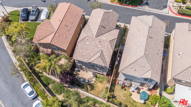 29266 Pilgrim Court, Valencia CA: https://media.crmls.org/mediaz/0690aa80-17ac-4190-9c72-16e2838388e5.jpg