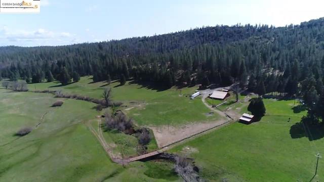 10488 Converse RD, Coulterville CA: https://media.crmls.org/mediaz/0690ad63-6a4f-4aa8-93f3-5206278629c7.jpg