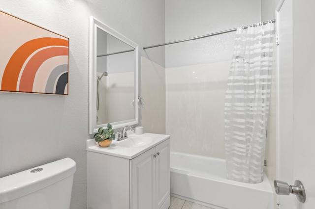 37000 Meadowbrook, Fremont CA: https://media.crmls.org/mediaz/0690ebc3-4bbc-4e18-b3a2-2f57ca80f55e.jpg