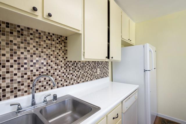 MLS #219135181DA image #17