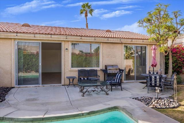 79030 Ladera Drive, La Quinta CA: https://media.crmls.org/mediaz/06927077-0fe7-4c38-8493-af3f14cdf96a.jpg