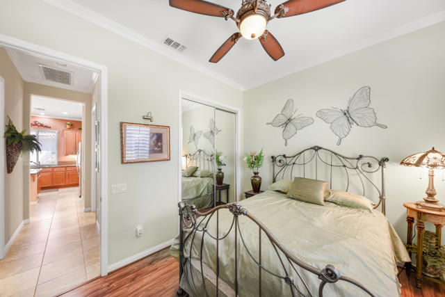 41384 Calle Los Arcos, Indio CA: https://media.crmls.org/mediaz/0692cb7c-1a90-489b-9123-ed020e49e4a8.jpg