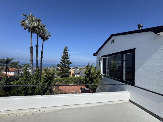 Detail Gallery Image 6 of 59 For 4452 Orchard Ave, San Diego,  CA 92107 - 3 Beds | 2 Baths