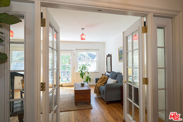 5244 Forbes Avenue photo 8