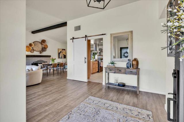 73501 Broken Arrow Trail, Palm Desert CA: https://media.crmls.org/mediaz/0694e9bf-cadf-4331-9cb4-7f67fbd4beec.jpg