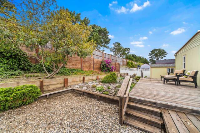 106 Ocean View, Half Moon Bay CA: https://media.crmls.org/mediaz/06951185-4227-4248-aad1-eb1c3e6ed7f9.jpg