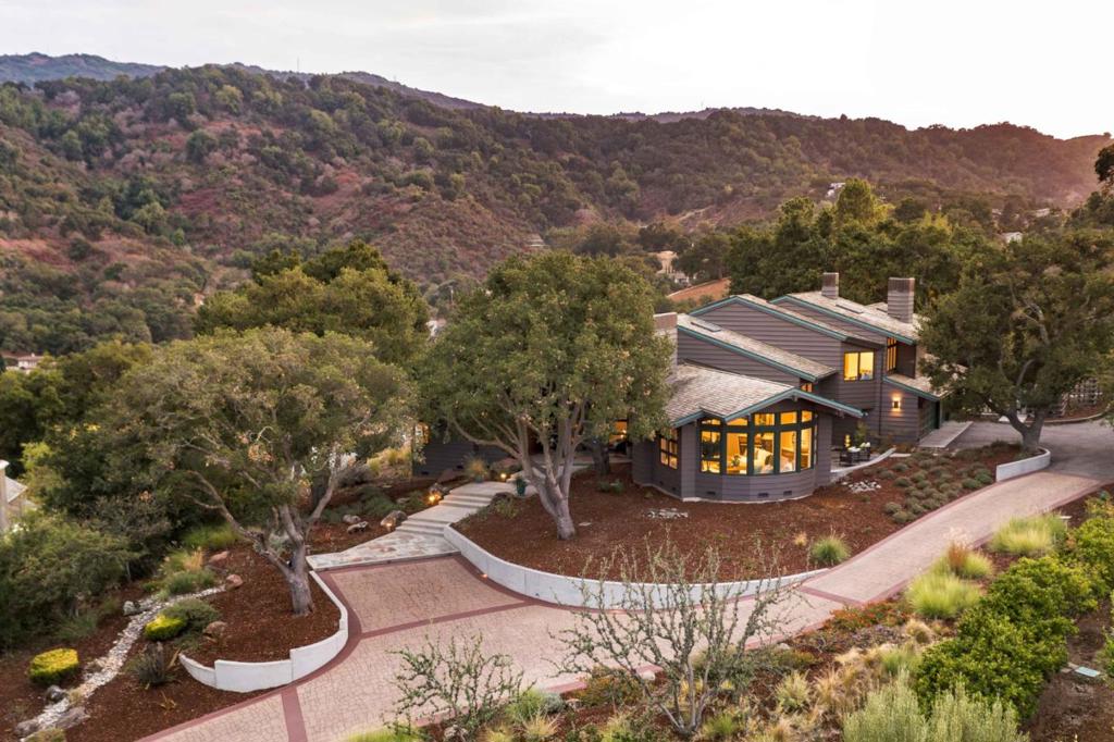 12008 Emerald Hill Lane