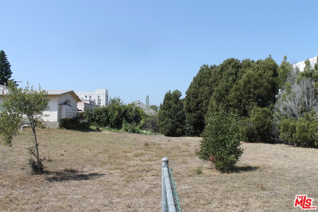 621 Pacific Street