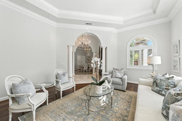 1355 Arbor Avenue, Los Altos CA: https://media.crmls.org/mediaz/0695c6a3-c42a-4d18-9200-6dba89173d8e.jpg