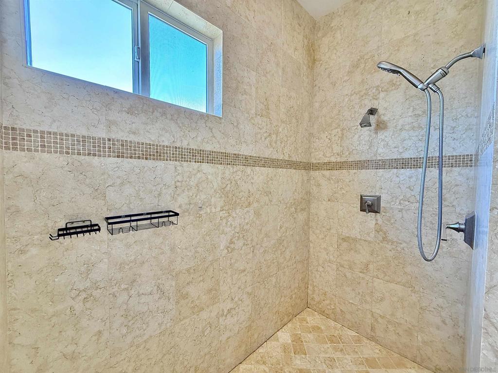 MLS #250028419SD image #27