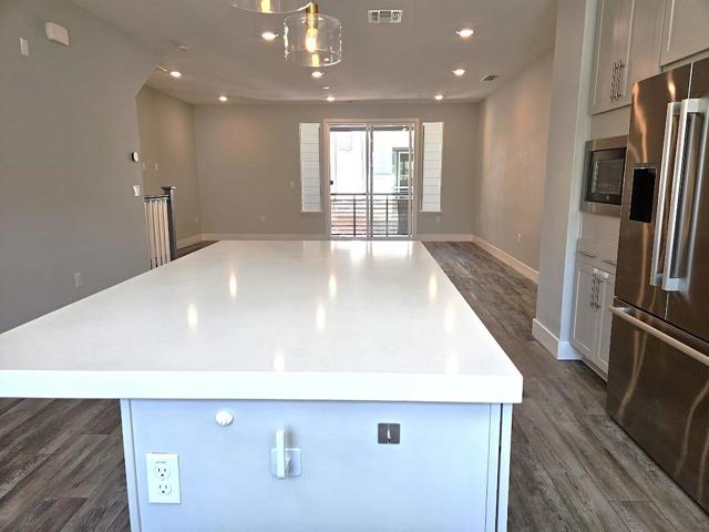 122 Ranch Lane, Mountain View CA: https://media.crmls.org/mediaz/06982651-f68c-4f64-9d57-c365a87f2f1d.jpg