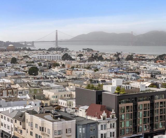 1438 Green Street, San Francisco CA: https://media.crmls.org/mediaz/06985882-a7d8-489c-9f03-11098a1f0d87.jpg