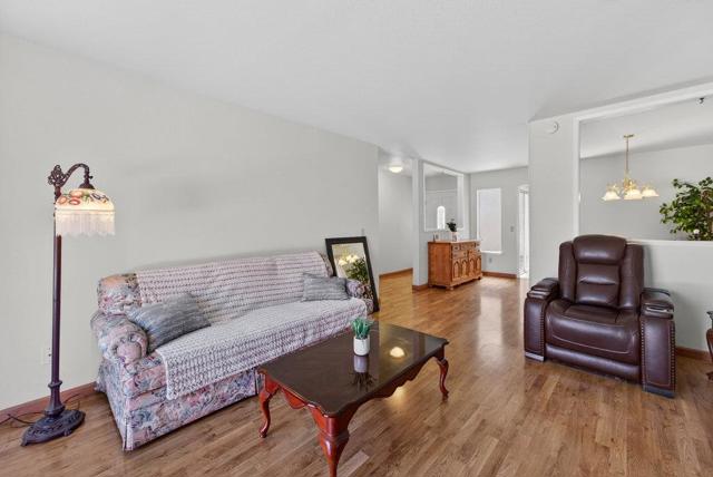 486 Cloudview Drive, Watsonville CA: https://media.crmls.org/mediaz/0698d935-bcd1-40ee-8f0a-f702efa2d7d0.jpg