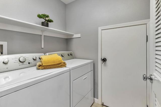 1490 Coyote Creek Way, Milpitas CA: https://media.crmls.org/mediaz/06993cb9-d0b4-46b8-9b63-70619306e7c5.jpg