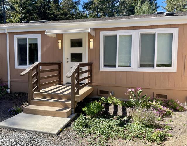 29331 Albion Ridge Road, Albion CA: https://media.crmls.org/mediaz/06998753-4499-4ec8-a0aa-96f8871e8685.jpg