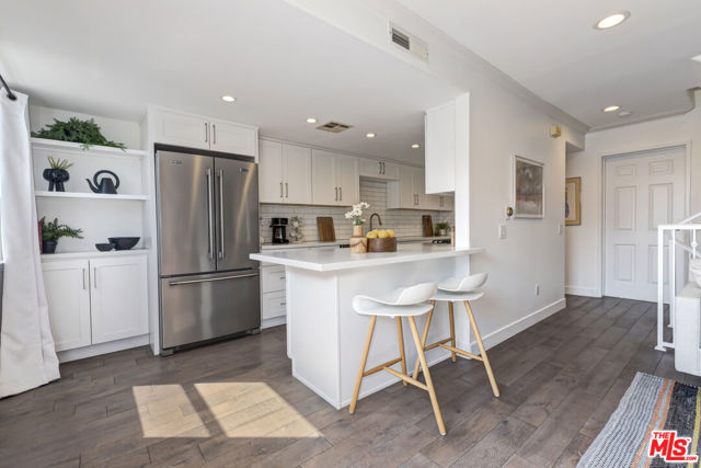1007 Figueroa Terrace, Los Angeles CA: https://media.crmls.org/mediaz/0699b28f-dfc5-4a1f-a35e-f7fee5669b74.jpg