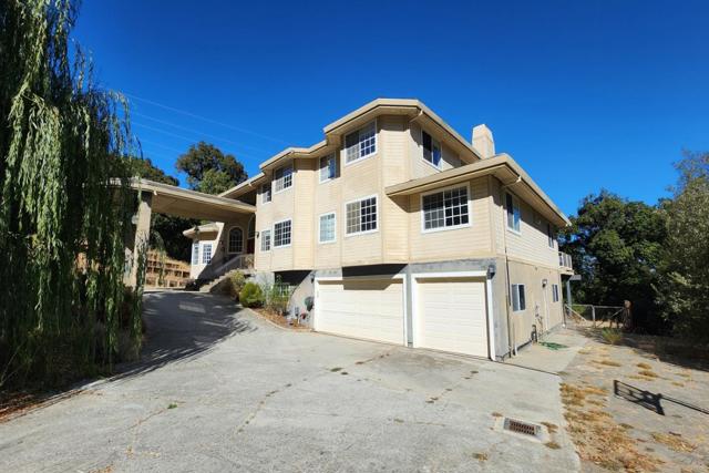 245 Heacox Road, Woodside CA: https://media.crmls.org/mediaz/069b264d-80bf-4715-945d-d8251f747231.jpg