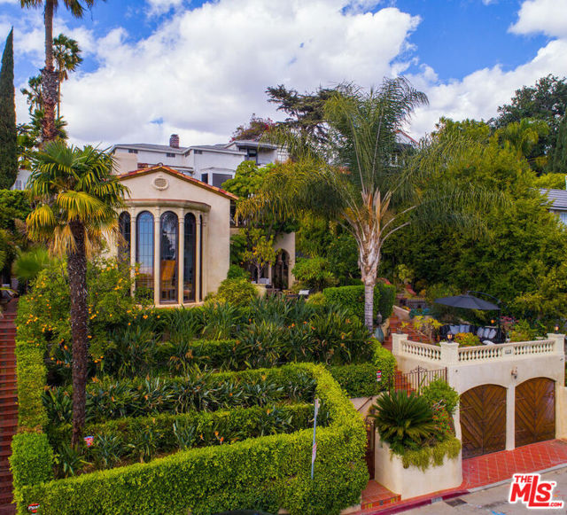 6613 Whitley Terrace, Los Angeles, CA 90068