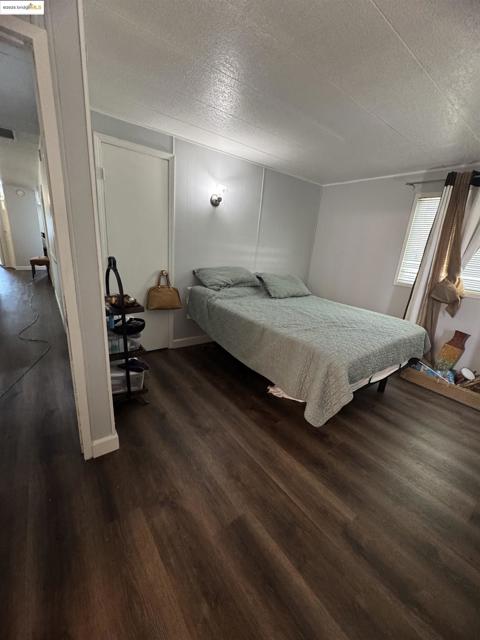 137 Zartop, Oakley CA: https://media.crmls.org/mediaz/069b3a37-07d5-4f1d-9b9b-363d5cce3121.jpg