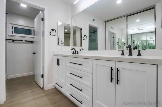 4512 Terraza Ct, San Diego CA: https://media.crmls.org/mediaz/069bfaaa-1cb0-43f0-83b0-f9930dafc3ad.jpg