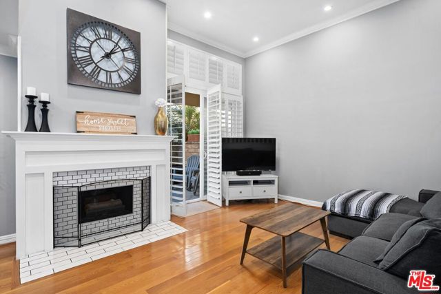 4716 La Villa Marina, C photo 11