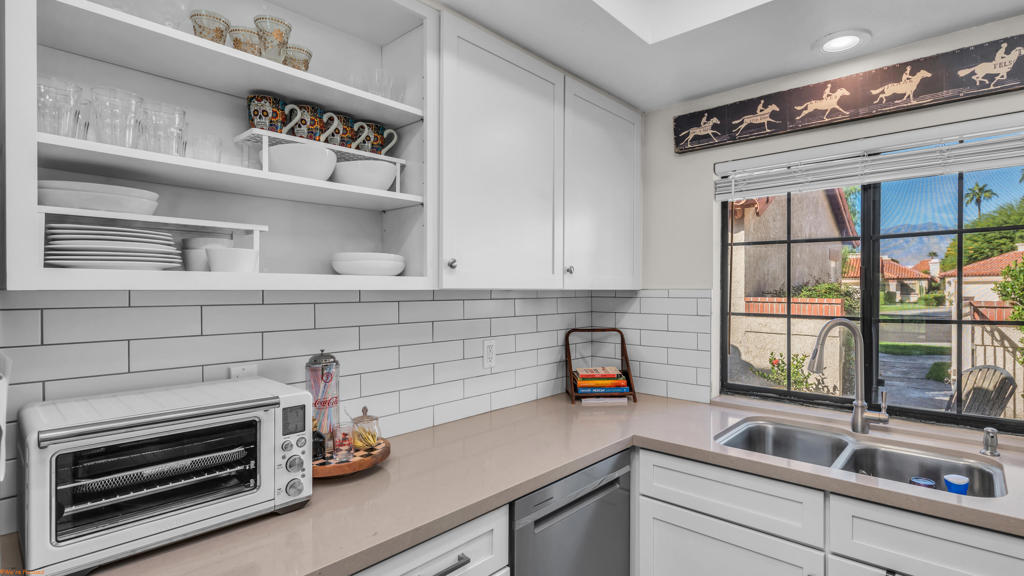 MLS #219138451DA image #13