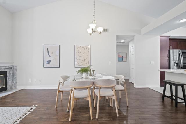 1735 Parkview Green Circle, San Jose CA: https://media.crmls.org/mediaz/069e4371-2176-4fed-8fca-f5a853afe8cb.jpg