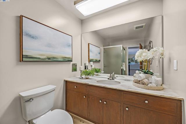 Image 17 of 34 For 1145 Hillview Rd