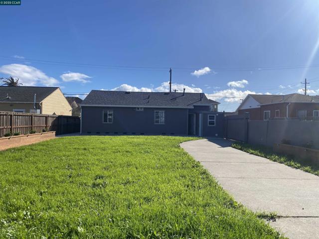 421 Ripley Ave, Richmond CA: https://media.crmls.org/mediaz/069ff263-3dfc-4a0a-939c-59d18ccd1955.jpg