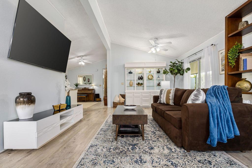 MLS #219149382DA image #11