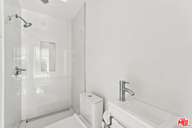 4 Bed Home for Sale in Malibu, California